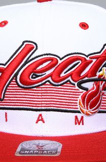 47 Brand Hats The Miami Heat White Flash Snapback Hat in White Red