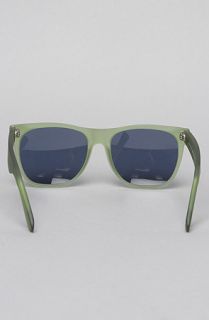 Super Sunglasses The Basic Sunglasses in Matte Green