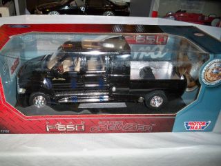 Motormax 1 24 Black Ford F650 Super Crewzer Used New in Box Very Cool