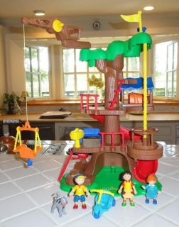 Irwin Toy~Caillou~Treehouse~Tree Fort~Playhouse~Playset~100% complete