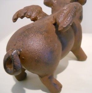 Whimsical Cast Iron Flying Pig Statue Garden Angel Pigs with Wings