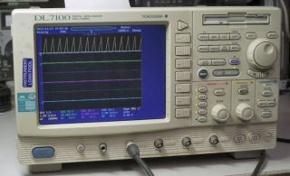 Yokogawa DL1700 Digital Oscilloscope with printer