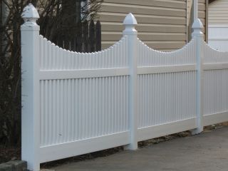  Feet PVC VINYL Colonial Swoop Picket Fence White 8 4X8 9 Posts 9 Caps