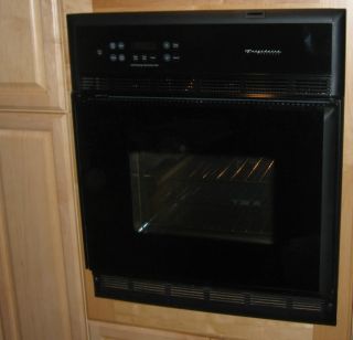 Frigidaire Gallery Black 27 Single Side Swing Electric Wall Oven