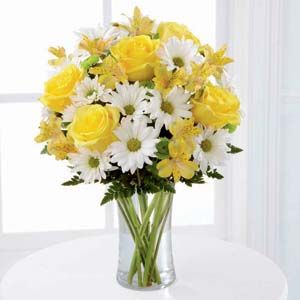 Sunny Sentiments Bouquet FTD XX 4335 Flower Delivery