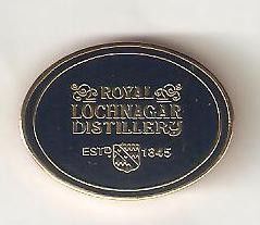 ROYAL LOCHNAGAR SCOTCH MALT WHISKY LAPEL PIN / PIN BADGE