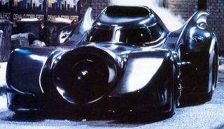 Special Edition 1:18 Anton Furst 1989 TUBE Batmobile #H2755 & PITTMAN