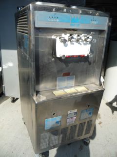 Taylor Commercial Frozen Yogurt Machine 3 phase air Fully working NO