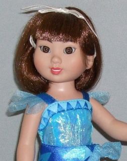 Island Gracie 10 Doll with Bent Knees Blue Caribbean Cruise Outfit