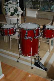 Hi End Cocktail Drum Set with Gibraltar Pedal Pearl Arm