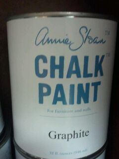 Annie Sloan Chalk Paint 1 Quart Graphite
