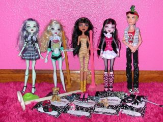 Monster High Doll Lot 5 Dolls and More