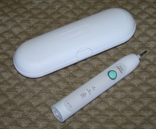 PHILIPS SONICARE HX6730 HANDLE AND CASE ELECTRONIC TOOTHBRUSH