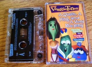 VEGGIE TUNES A Queen A King And A Very Blue Berry Veggie Tales