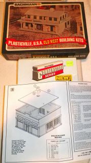 BACHMANN PLASTICVILLE SALOON WALTHERS WALLSCHLAGER MOTORS HO SCALE