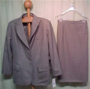 Harve Bernard Holtzman $210 Plus Womens Skirt Suit 24W