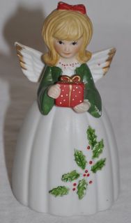 Angel 1979 Holly Bell Enesco Present in Hand Porcelain Bisque 5 x 2.5