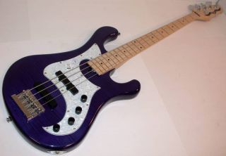 Dean Hillsboro Jazz Bass with 2 Acive EQ Pickups Blue