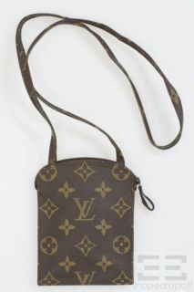 Louis Vuitton Vintage Monogram Canvas Pochette Secrets Bag