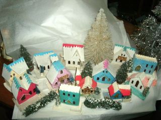 VINTAGE LOT CHRISTMAS CARDBOARD HOUSES TREES HEDGES WITH BERRIES