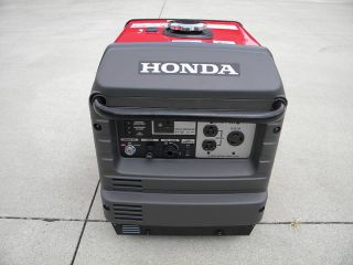 Used Portable Quiet Honda Generator EU3000IS Read Description for Info