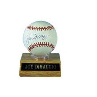 MLB Yankees Joe Dimaggio # 5 Autographed Baseball Sports