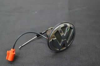 VW 99 09 MK4 Jetta Wagon Trunk Lock Assembly VW Emblem