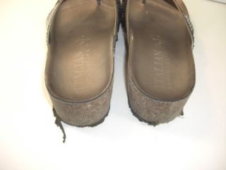 Italian Shoemakers 4271S0 Silver Sequin Thong Sandals 7