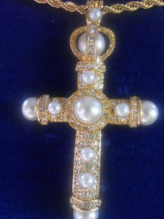 jackie JACQUELINE KENNEDY CAMROSE NOTRE DAME faux PEARL GOLD p. CROSS