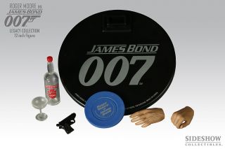 Sideshow 1 6 James Bond 12 Roger Moore Legacy Collection 30 cm Action