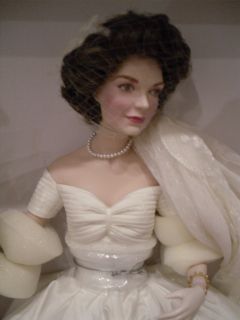 Jackie Jacqueline Kennedy Franklin Mint Wedding Doll SEALED COA
