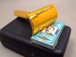 Vintage Gillette Gold Tech Safety Razor Case with Gillette Blue Blades