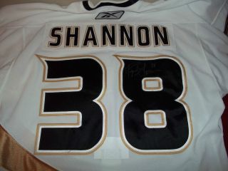 2006 2007 Game Used Worn Signed Auto Ryan Shannon Rookie Jersey
