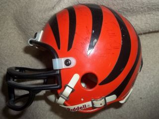 Signed 1995 Cincinnati Bengals Mini Football Helmet Riddell