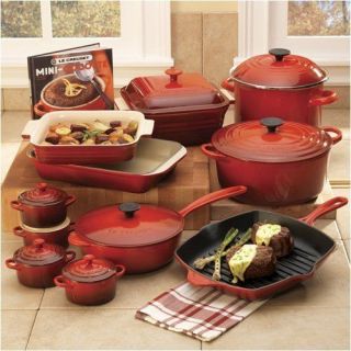 New Le Creuset 20 PC Cherry Red Cookware Set Enameled Cast Iron