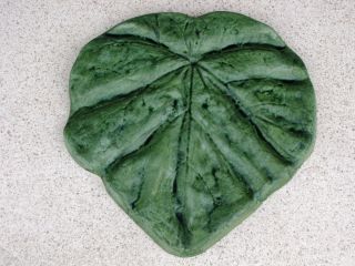 Price on 18 Tropical Leaf Stepping Stone Molds Make for $1 00