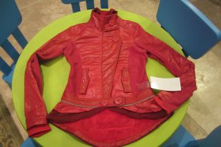 198 Lululemon Pedal Power Riding Jacket Rain Coat in Red Currant 4
