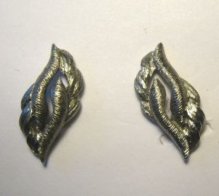 Vintage Silvertone Metal Monet Clip on Earrings Lovely