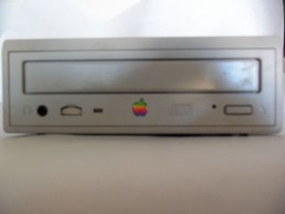 Apple Computer Applecd 600E Vintage External SCSI CD ROM Drive Used
