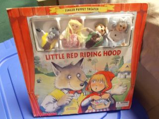Little Red Riding Home Finger Puppet Theather