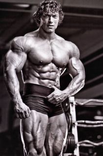 Bodybuilding DVD Male Bodybuilder Denis Sergovskiy Gym Workout Posing