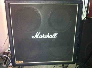 Marshall 1960B JCM 900 Lead Cabinet with Casters in Good Condition