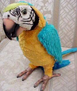 FurReal Fur Real Parrot Squawkers McCaw Macaw Dances Talking Hasbro