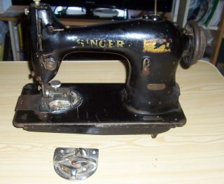 Vintage Singer Industrial Sewing Machine Head 95 10 & Man Sew Pinker