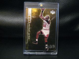 1999 Upper Deck Black Diamond Michael Jordan Triple Diamond Gold card