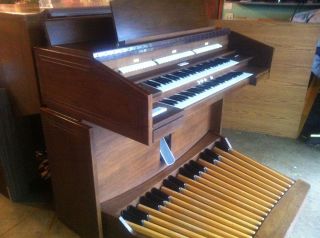 MIDI Church Organ Console for Hauptwerk   re purposed Allen Organ