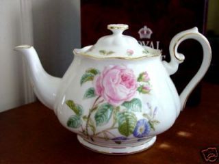 Royal Albert BOTANICAL TEAS Teapot   Roses   NEW