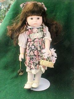 1990 BRINNS PORCELAIN FACE & HANDS 14  DOLL AMY WITH STAND AND TAG