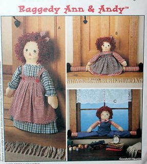 McCalls 8708 Raggedy Ann and Raggedy Andy Draftbusters & Doorstop