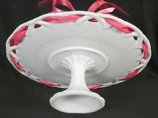 Vintage Milk Glass COLONY LACE Scalloped Wedding Cake Stand by Pitman